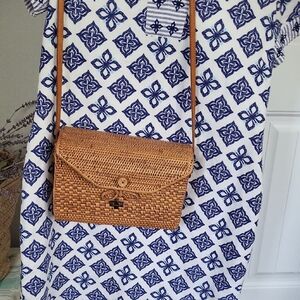 Chic Tan Woven Crossbody Bag